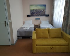 Khách sạn Carina Hotel (Tczew, Ba Lan)