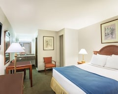 Hotel Days Inn & Suites By Wyndham Laurel Near Fort Meade (Laurel, USA)