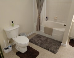 Cijela kuća/apartman Awesome ! 2 Bedroom , 2 Bath, With A Swimming Pool! (Clemmons, Sjedinjene Američke Države)