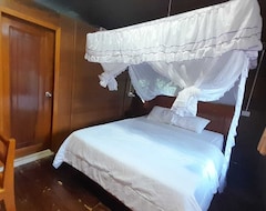 Hotel Sacha Ñampi Ecolodge (Quito, Ecuador)