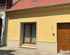 Hele huset/lejligheden Aradi 6 Apartman Pecs (Pécs, Ungarn)