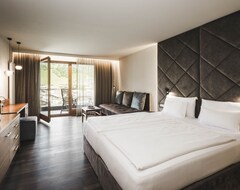Hotel Excelsior Dolomites Life Resort (San Vigilio-Marebbe, Italy)