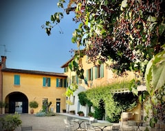Hotel Corte Uccellanda Resort (Monzambano, Italy)