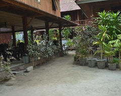 Hoga Dive Resort (Bau-Bau, Indonesien)