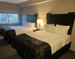 Khách sạn Okoboji Inn & Suites (Milford, Hoa Kỳ)