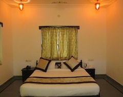 Hotel United-21 Lake City Resort (Udaipur, Indien)
