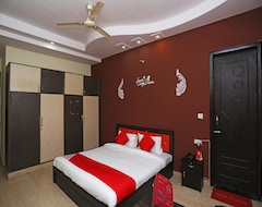 Hotel OYO 19966 Angel Pink Residency (Ghaziabad, India)