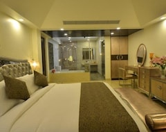 Otel Orabella Villas & Suites (Calangute, Hindistan)