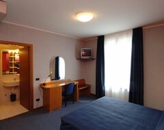 Hotel Ducale (Porto Mantovano, Italy)