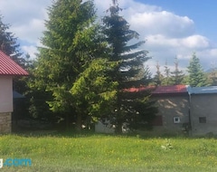 Koko talo/asunto Villa Krompir (Tetovo, Pohjois-Makedonia)