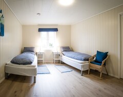Casa/apartamento entero New, Large Family Friendly Cottage, With Great Views, In Rural Surroundings, Enjoying (Fusa, Noruega)