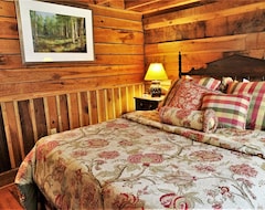 Toàn bộ căn nhà/căn hộ Historic Log Cabin On Farm Retreat (Buena Vista, Hoa Kỳ)
