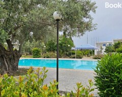 Hotelli O Paradise beach Resort and Spa (Eretria, Kreikka)