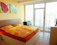 Cijela kuća/apartman Exclusive Beach-front Apartment With Swimming Pool, Sauna And Wi-fi (Zempin, Njemačka)