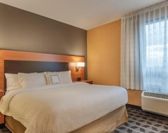 Hotel TownePlace Suites by Marriott Belleville (Belleville, Canada)