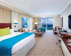 Hotel Essenza Vacation Rentals (Sunny Isles Beach, USA)