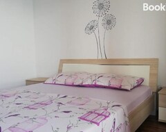 Tüm Ev/Apart Daire Apartment Bluebay (Dugi Rat, Hırvatistan)