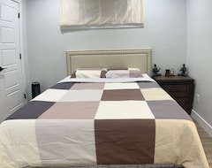 Tüm Ev/Apart Daire Cozy Two Bedrooms Suite. (Regina, Kanada)