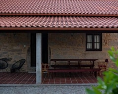 Koko talo/asunto Quinta Vila Nova | Apartamento Das Camélias | Agrotourism | Rural Environment (Monção, Portugali)