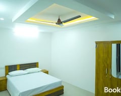 Khách sạn Pious B Residency (Kottayam, Ấn Độ)