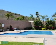 Huoneistohotelli Brujas Tower Beach Resort (Mazatlán, Meksiko)