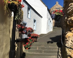 Hele huset/lejligheden A Delightful And Historic Property Just A Few Steps From The Harbour. (Pittenweem, Storbritannien)