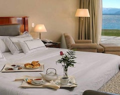 Khách sạn Cacique Inacayal Lake Hotel & Spa (San Carlos de Bariloche, Argentina)