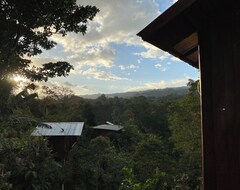 Tüm Ev/Apart Daire Cozy Cabaña Overlooking A Beautiful Valley. Finca Fajardo Lodge. Rustic Cabin#1 (Paraíso, Kosta Rika)