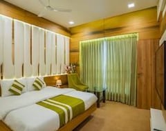 Hotel V Star (Ahmednagar, Indija)