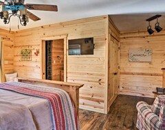 Casa/apartamento entero Serene Cabins With Decks And 8 Acres On Kiamichi River (Talihina, EE. UU.)