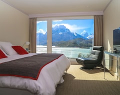 Khách sạn Hotel Lago Grey (Torres del Paine, Chile)