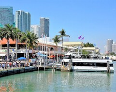 Hotel Miami Dream! 3 Relaxing Units, Outdoor Pool, On-site Bar And Restaurant! (Miami, USA)