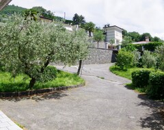Khách sạn Casa Emilia (Riva di Solto, Ý)