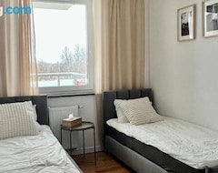 Koko talo/asunto Apartament Przytuly 4/ Rzeszowiak, Self Check In, Parking (Rzeszów, Puola)