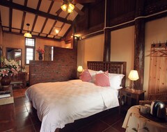 Dawn Song Small Luxury Hotel (Lijiang, Çin)