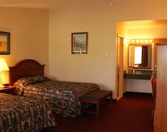 Khách sạn Landmark Motor Inn (Glens Falls, Hoa Kỳ)
