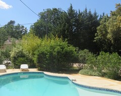 Toàn bộ căn nhà/căn hộ Comfortable villa with private heated pool 25 minutes drive from the beach (Garèoult, Pháp)
