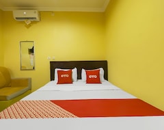 Khách sạn Oyo 92483 Hotel Kirana (Salatiga, Indonesia)
