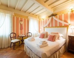 Bed & Breakfast TORRE GIARDINO SEGRETO B&B- Borgo Capitano Collection - Albergo diffuso (San Quirico d'Orcia, Italija)