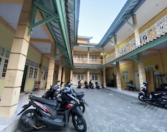 Khách sạn Oyo Life 93265 Kos Cendana Seruni Raya (Mataram, Indonesia)