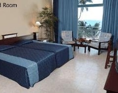 Hotel Induruwa Beach Resort (Induruwa, Šri Lanka)