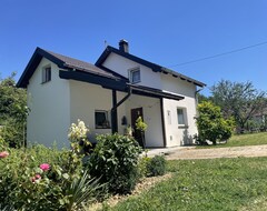 Toàn bộ căn nhà/căn hộ Modern Village House Near Forest - Close To Bjelovar (Veliko Trojstvo, Croatia)