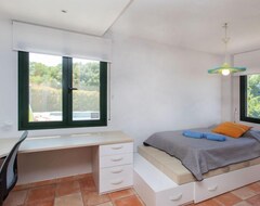 Cijela kuća/apartman Vacation Home Ullastreta In La Bisbal Demporda - 8 Persons, 4 Bedrooms (La Bisbal d'Emporda, Španjolska)