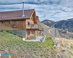 Entire House / Apartment Stunning Hilltop Home By John Day Fossil Beds (Monument, USA)
