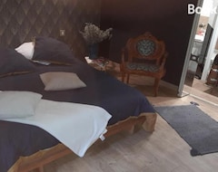 Bed & Breakfast chambre du jura (Saint-Germain-lès-Arlay, Pháp)