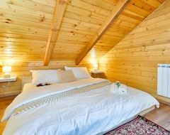Koko talo/asunto 3 Bedroom Accommodation In Jarek Habekov (Hrašćina, Kroatia)