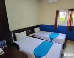 Khách sạn Oyo 93775 Nilam Guest House (Tapin, Indonesia)