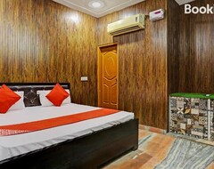 Khách sạn Oyo Flagship 81453 Hotel Parvesh (Pataudi, Ấn Độ)