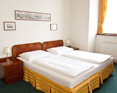 Hotel Adalbert (Prag, Çek Cumhuriyeti)