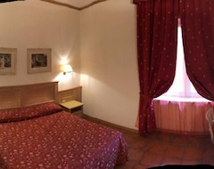 Hotel Quadrifoglio I (Rome, Italy)